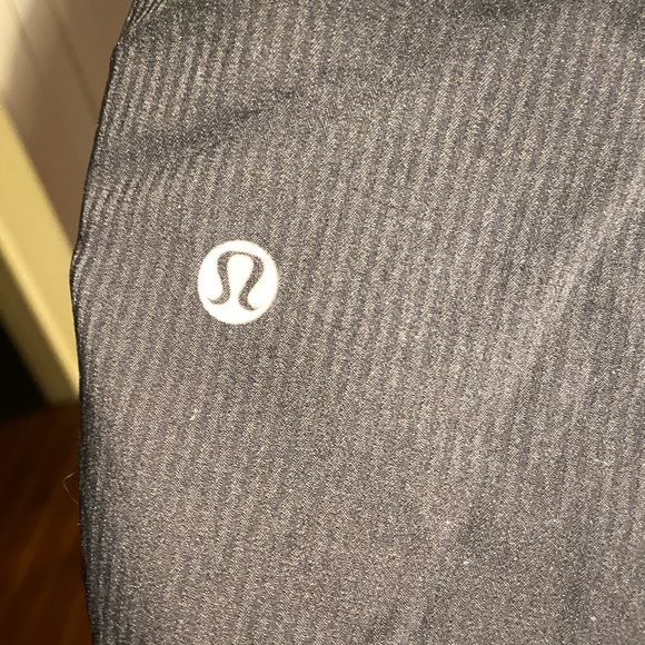 Lululemon Jacket - Picture 5 of 5